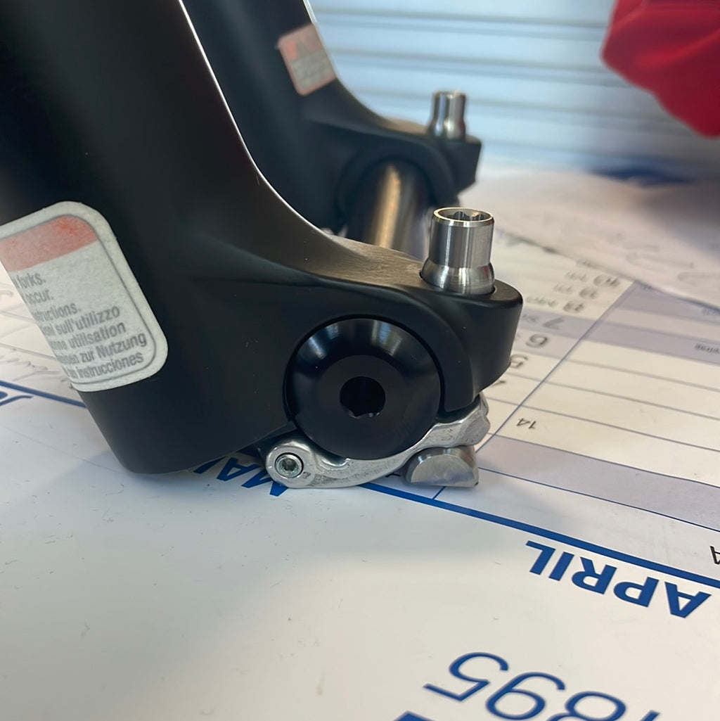 GABELACHSE QR20 - RH KIT 2004