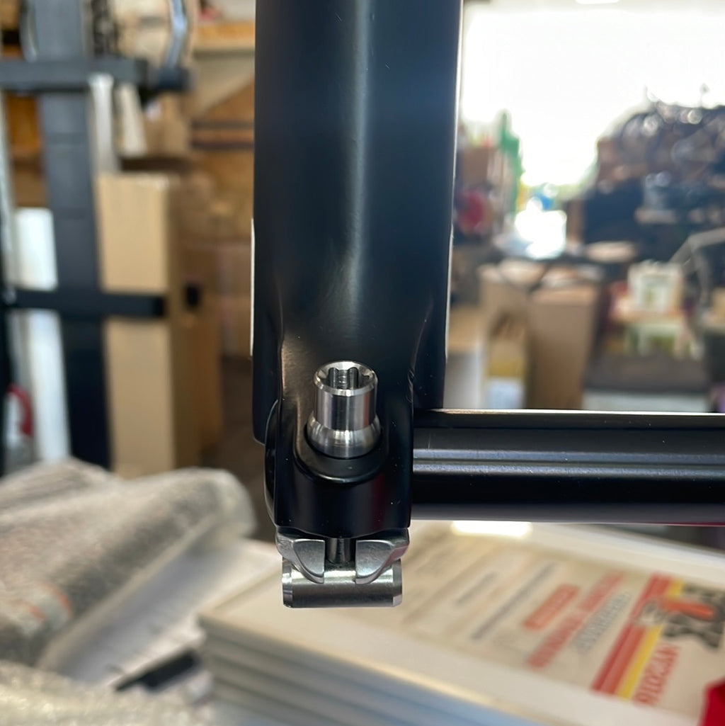 GABELACHSE QR20 - RH KIT 2004