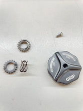 Laden Sie das Bild in den Galerie-Viewer, Service Set: 2019 Grip Marzocchi 58 Grip Topcap Interface Parts