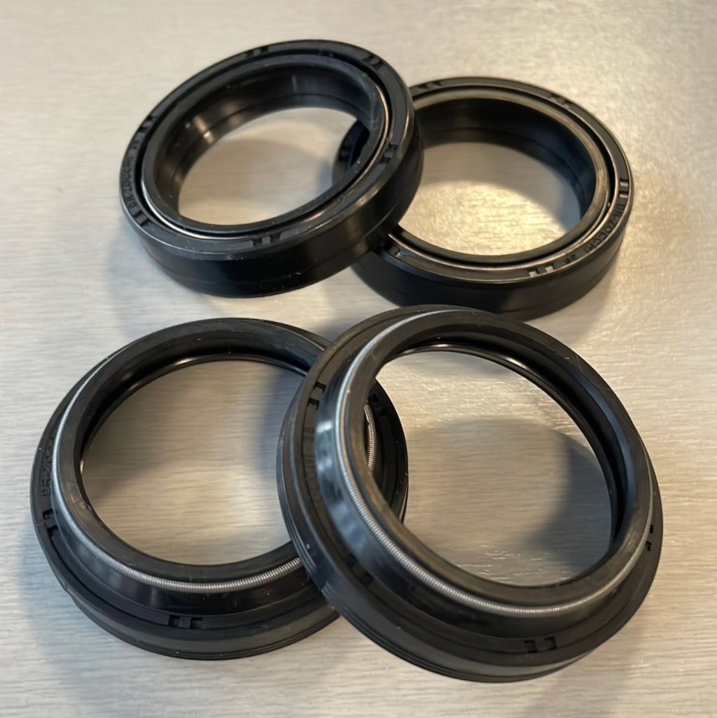 DICHTUNGSSATZ 38MM – 2 ÖL S – 2 STAUB S – 2 SCHAUMSTOFFRING – SCHWARZ