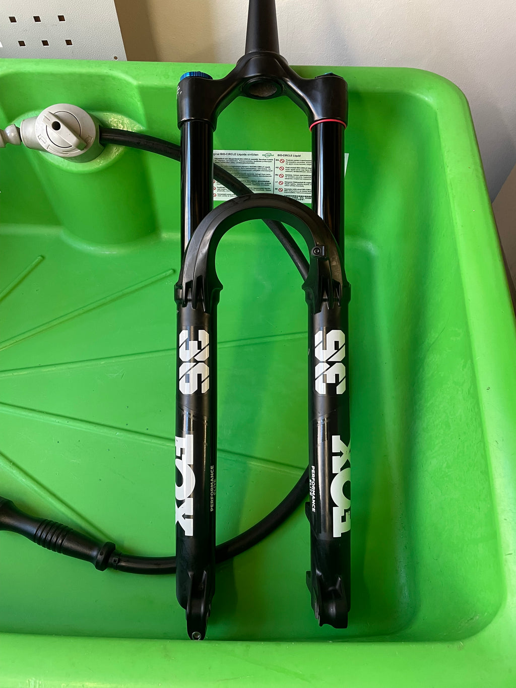 Fox Racing Shox Fork Service: Expert Maintenance for Peak Performance - BSB Bicycle Suspension Berlin