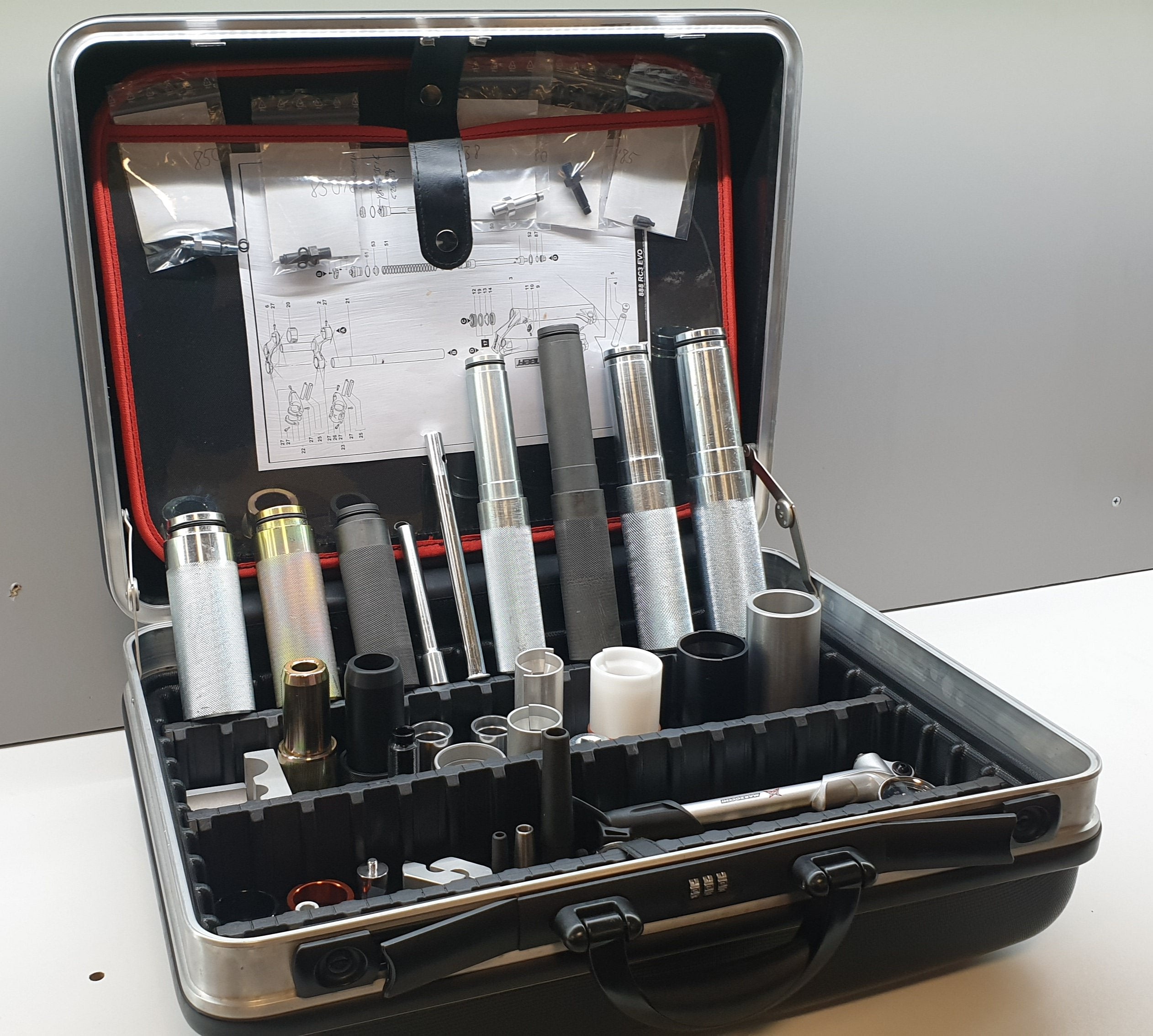 Marzocchi Mountainbike Werkstattwerkzeuge Sortimentskoffer Bündel