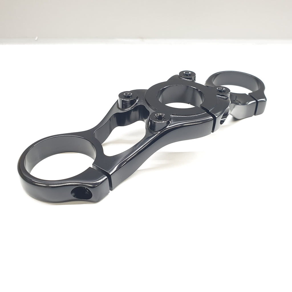 OBERE KRONE 38/GBLK/888 4 LÖCHER 501629 Lackkratzer vorhanden