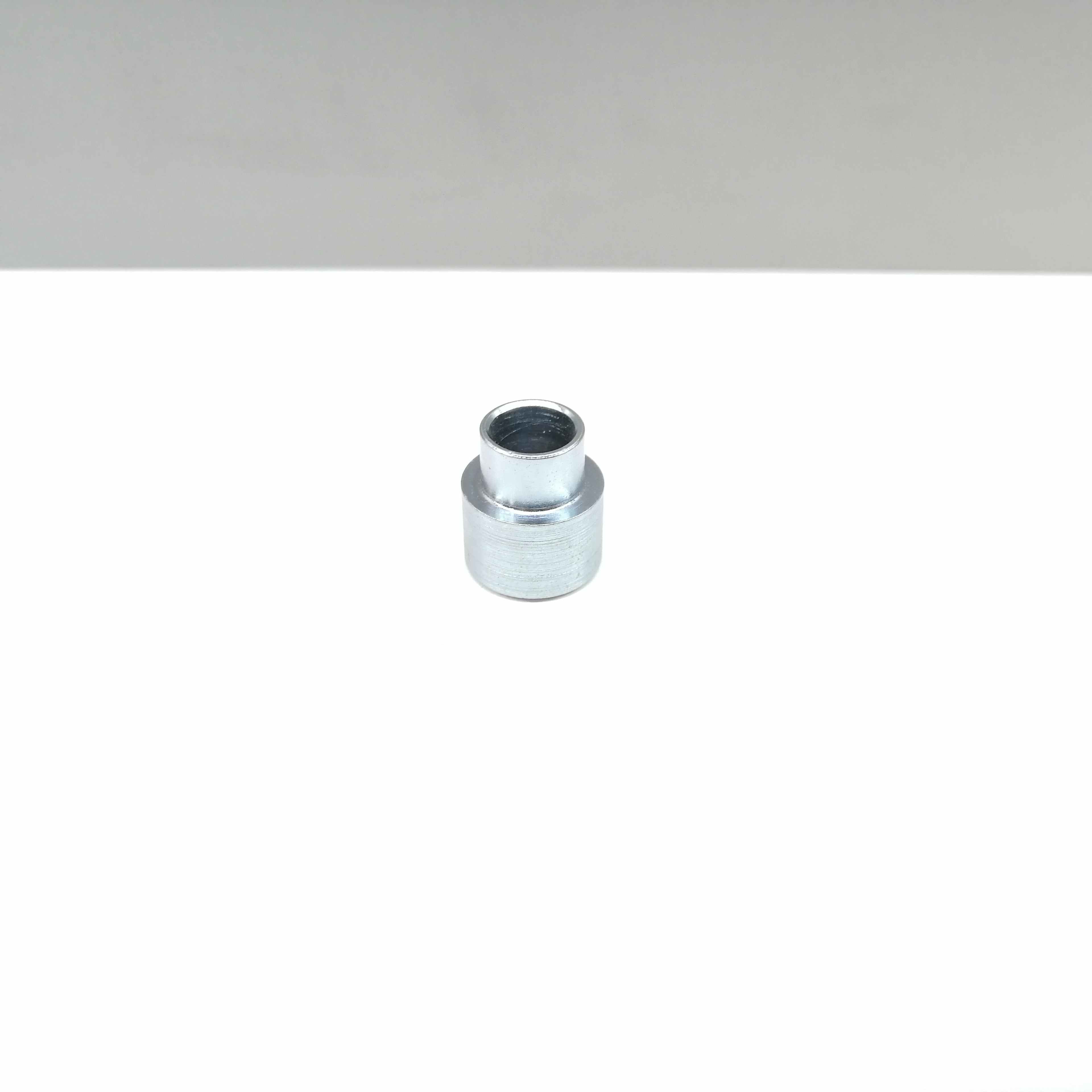 Dämpferbuchse M8 x 16mm A