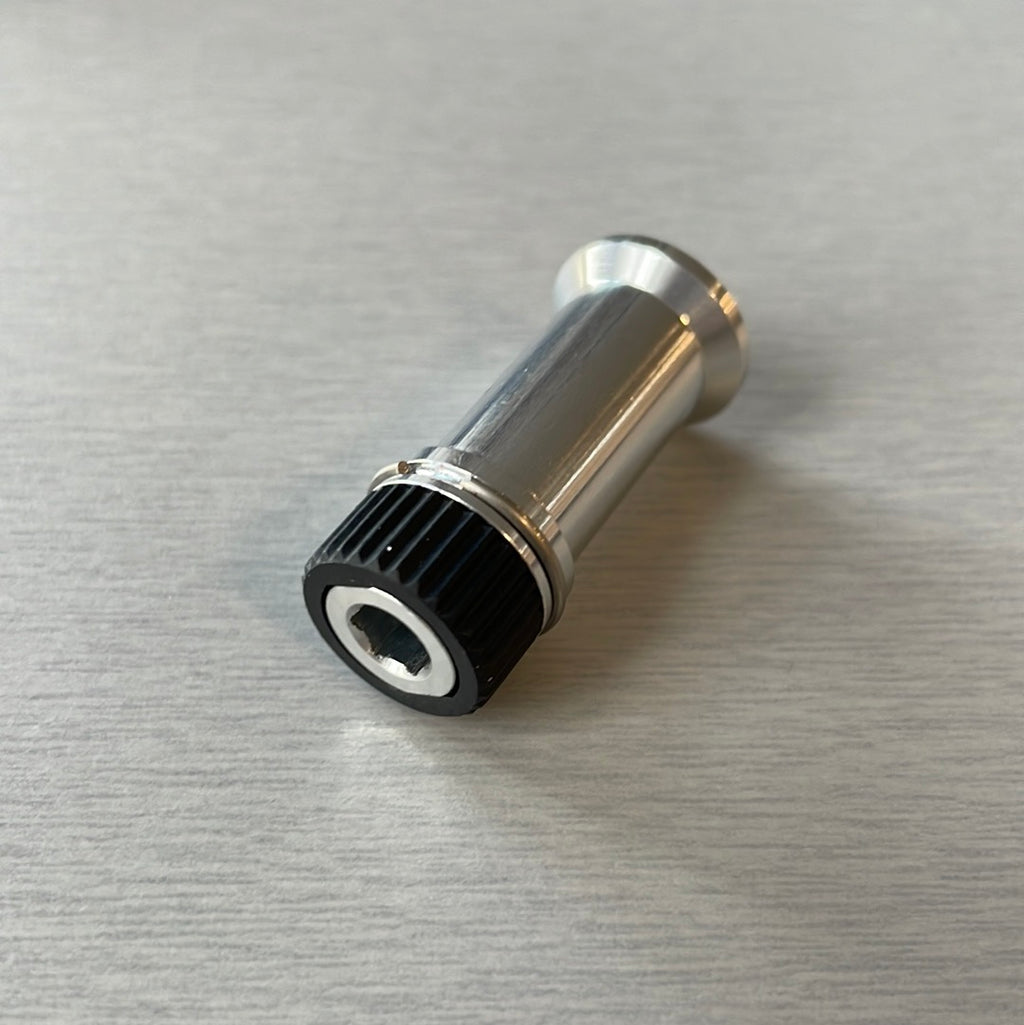 Bodenmutter 320 LR